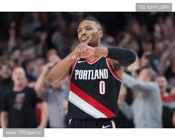 利拉德训练室外居然堆满奢侈包包，这普普通通的球星家到底有多烧钱？