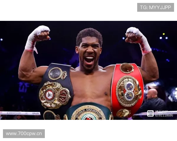 安东尼·约书亚家的冰箱里只放蛋白粉和冰水